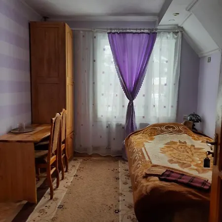 Zelenyj Gaj Konukevi *