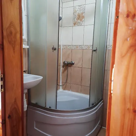 Konukevi Zelenyj Gaj *