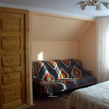 Zelenyj Gaj Konukevi Kvasy